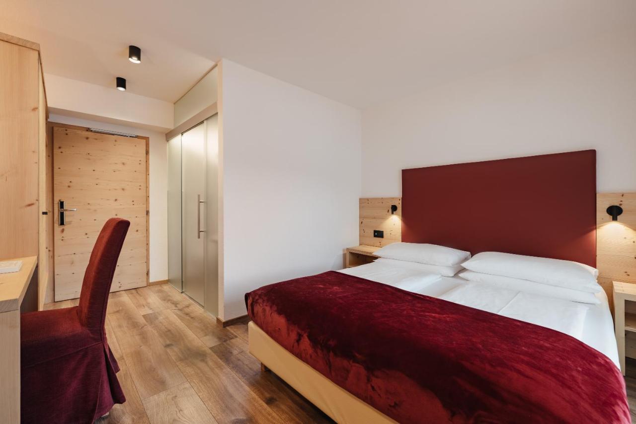 Hotel Pradat Corvara Zewnętrze zdjęcie